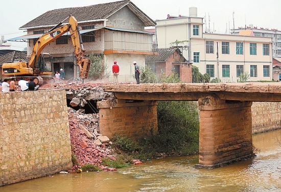 8.com,索尼sgpt212,可游动漫网,梦溪桑拿会所,